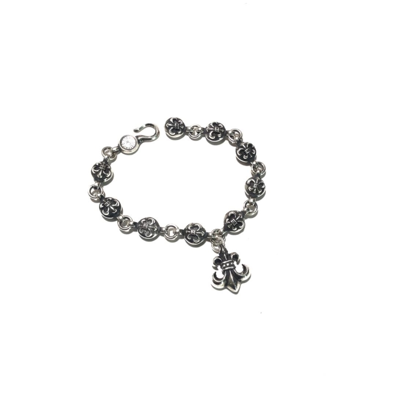 Ch**me He**ts bracelets